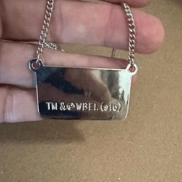 FANTASTIC BEASTS Pendant Necklace NEW 19 inches with extender - Picture 3 of 3